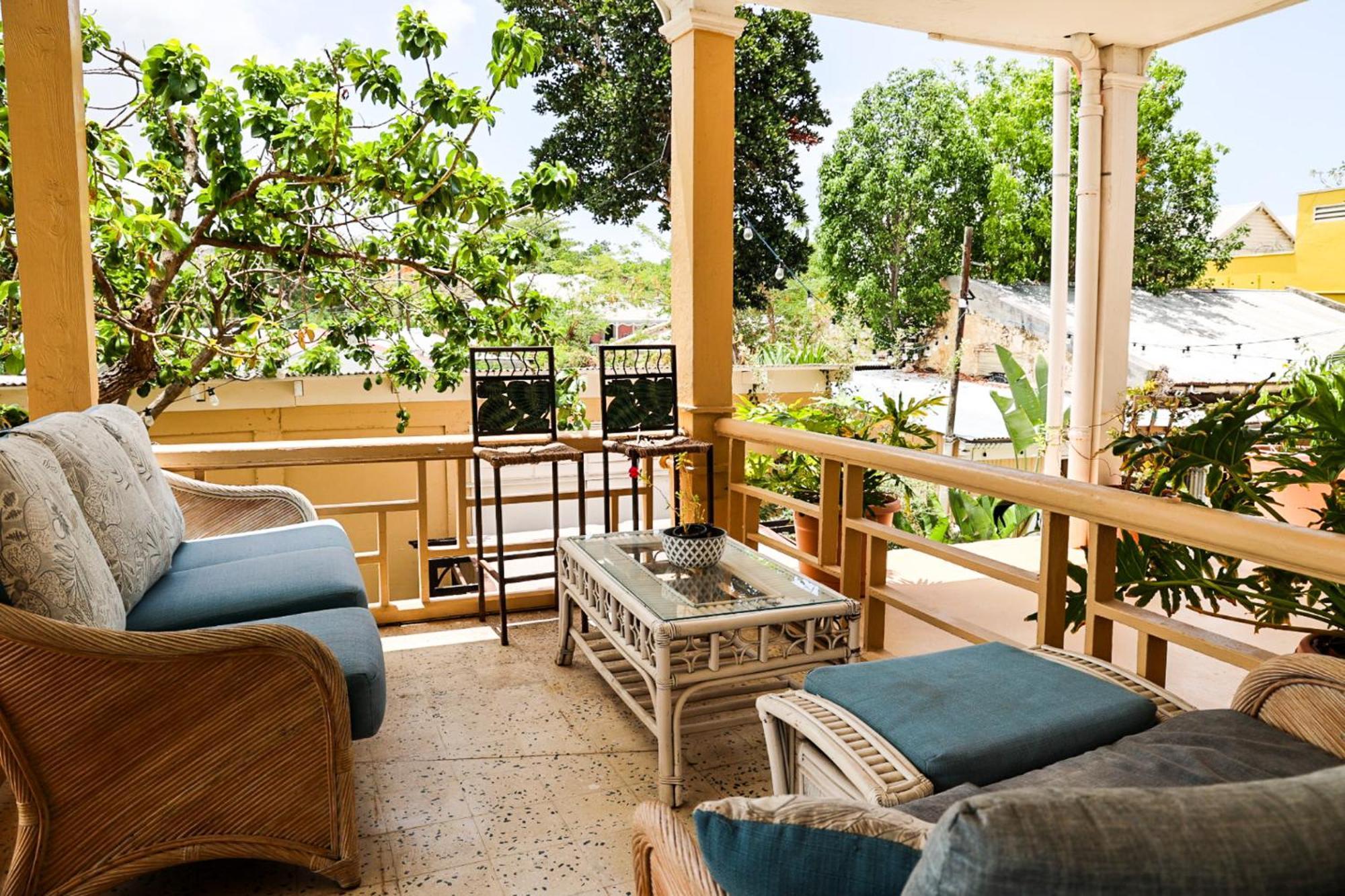 Victoria House Hotel Frederiksted Exterior photo